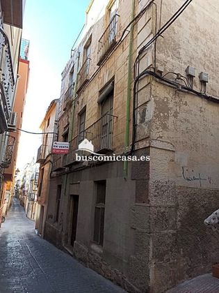 Foto 2 de Venta de chalet en calle Almendros Aguilar de 8 habitaciones con terraza y jardín