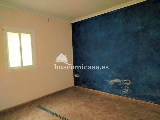 Foto 2 de Casa adossada en venda a calle República Argentina de 3 habitacions amb terrassa
