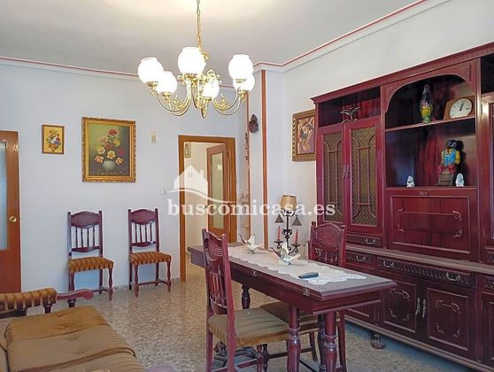 Foto 2 de Pis en venda a Torredonjimeno de 4 habitacions amb terrassa i balcó