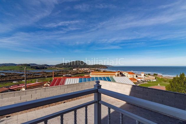 Foto 2 de Xalet en venda a Santoña de 7 habitacions amb terrassa i jardí