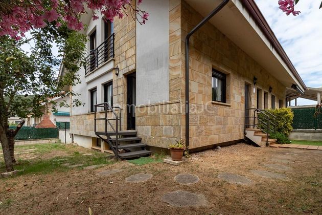 Foto 2 de Casa en venda a Argoños de 3 habitacions amb terrassa i piscina