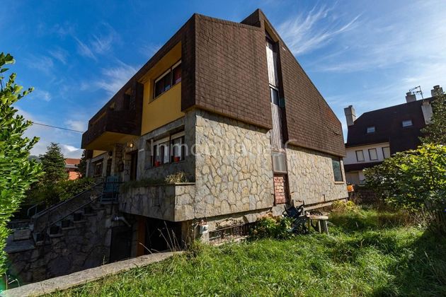 Foto 1 de Casa adossada en venda a Santoña de 3 habitacions amb terrassa i garatge