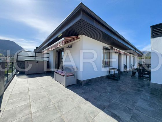 Foto 2 de Àtic en venda a Ramales de la Victoria de 3 habitacions amb terrassa i garatge