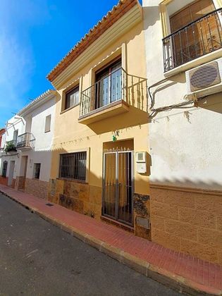 Foto 1 de Venta de chalet en Alfaz del Pi Pueblo-Urbanizaciones de 3 habitaciones con terraza y balcón