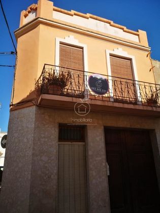 Foto 1 de Venta de chalet en calle Sant Cristòfol de 3 habitaciones y 198 m²