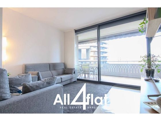 Foto 2 de Pis en venda a La Bordeta de 4 habitacions amb terrassa i aire acondicionat
