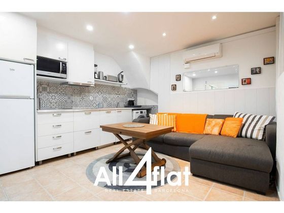 Foto 1 de Alquiler de piso en La Barceloneta de 1 habitación con muebles y aire acondicionado