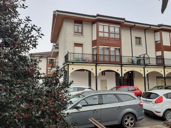 Foto 1 de Ático en venta en Ramales de la Victoria de 4 habitaciones con terraza y balcón