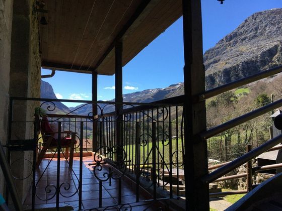 Foto 2 de Casa rural en venda a Arredondo de 3 habitacions amb jardí i balcó