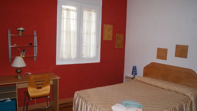 Foto 1 de Venta de piso en Valdés de 3 habitaciones con calefacción