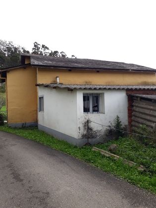 Foto 2 de Xalet en venda a Valdés de 3 habitacions amb terrassa i garatge