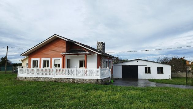 Foto 2 de Xalet en venda a Valdés de 2 habitacions amb terrassa i garatge