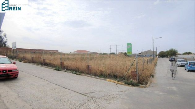 Foto 2 de Venta de terreno en calle Canalejas de 1521 m²