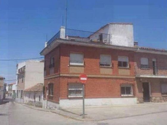 Foto 2 de Venta de casa en calle Malpasillo de 3 habitaciones con terraza