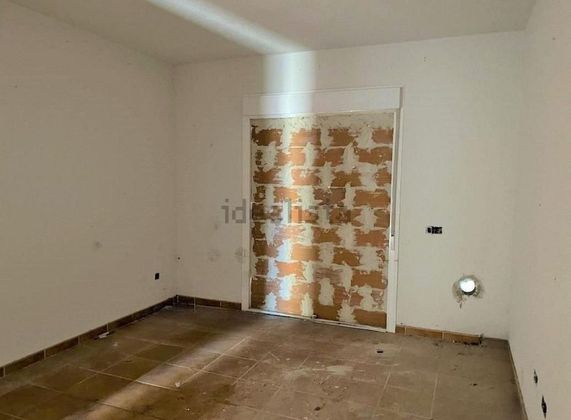 Foto 2 de Casa en venda a calle Encina de 3 habitacions amb garatge i balcó