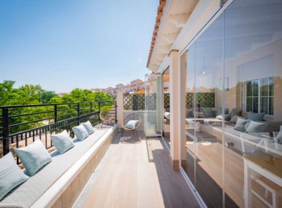 Foto 1 de Casa en venta en Zona Fuentemora de 4 habitaciones con terraza y piscina