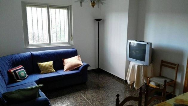 Foto 2 de Casa en venda a Cañizal de 7 habitacions amb jardí