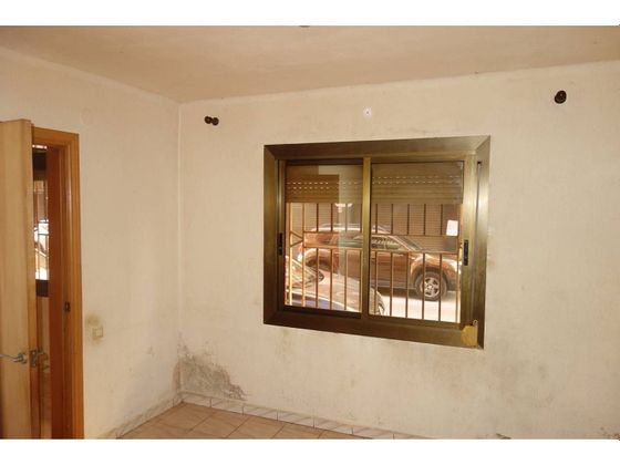 Foto 2 de Piso en venta en Llagosta, La de 3 habitaciones y 60 m²