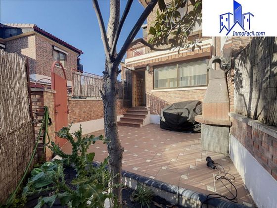 Foto 2 de Casa en venda a Altos de Jarama de 3 habitacions amb terrassa i piscina