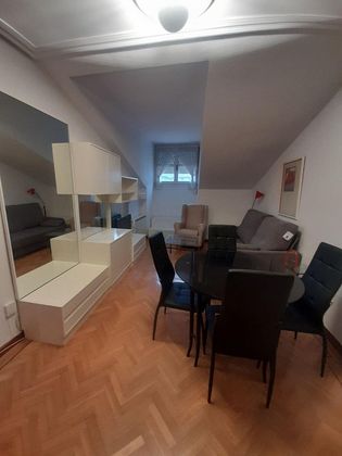 Foto 2 de Pis en lloguer a Centro - Valladolid de 1 habitació amb mobles i calefacció