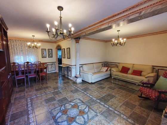 Foto 2 de Casa en venda a La Victoria - El Cabildo de 3 habitacions amb garatge i mobles