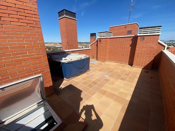 Foto 1 de Àtic en venda a calle Plantío de 2 habitacions amb terrassa i garatge