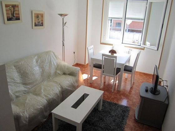 Foto 1 de Pis en lloguer a calle Real de Burgos de 3 habitacions amb terrassa i mobles