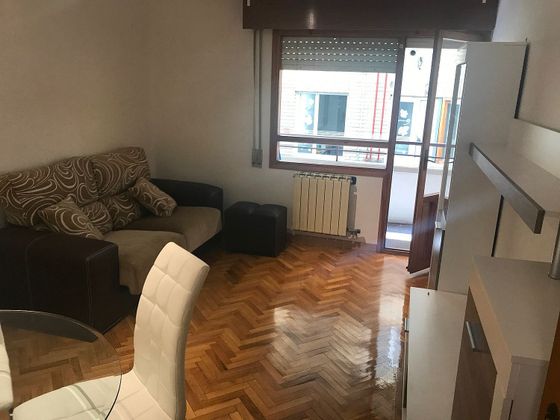 Foto 1 de Pis en lloguer a calle Macias Picavea de 2 habitacions amb terrassa i mobles