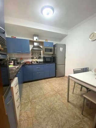 Foto 2 de Pis en venda a Argana Alta - Maneje de 2 habitacions amb garatge