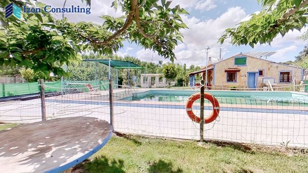 Foto 1 de Venta de casa rural en Robledo de 4 habitaciones con piscina y jardín