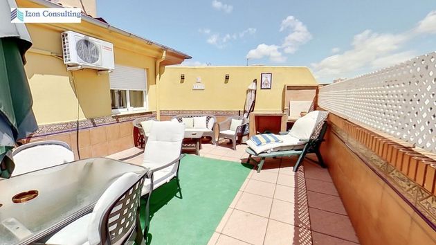 Foto 1 de Àtic en venda a El Pilar de 2 habitacions amb terrassa i calefacció