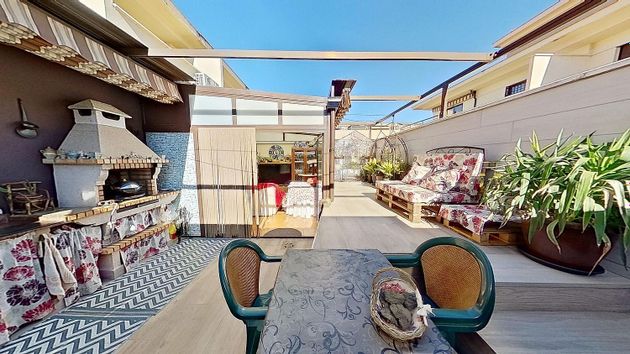 Foto 1 de Pis en venda a Hermanos Falcó - Sepulcro Bolera de 5 habitacions amb terrassa i garatge