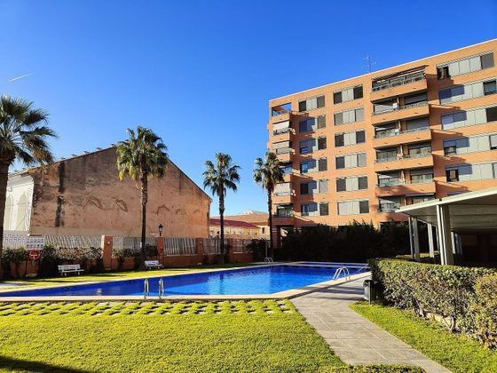 Foto 1 de Alquiler de piso en avenida D'aragó de 4 habitaciones con piscina y garaje