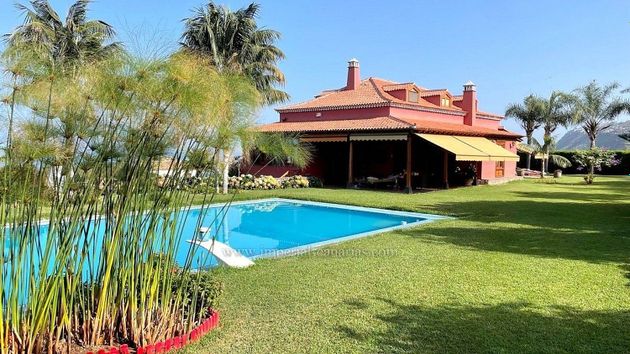 Foto 2 de Xalet en venda a Orotava (La) de 4 habitacions amb terrassa i piscina