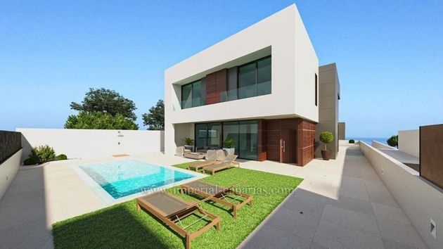 Foto 1 de Chalet en venta en Longuera-Toscal de 3 habitaciones con terraza y piscina