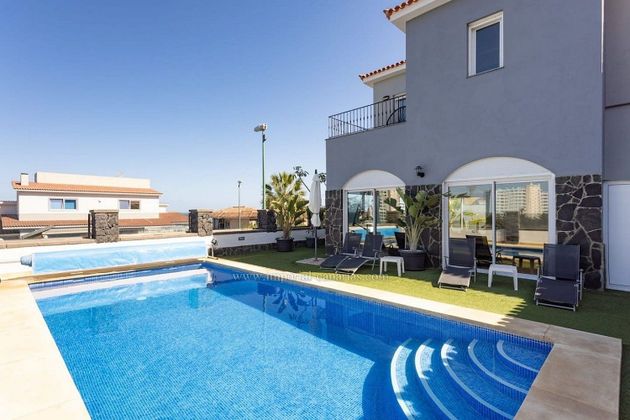 Foto 2 de Xalet en venda a Playa Jardín de 7 habitacions amb terrassa i piscina