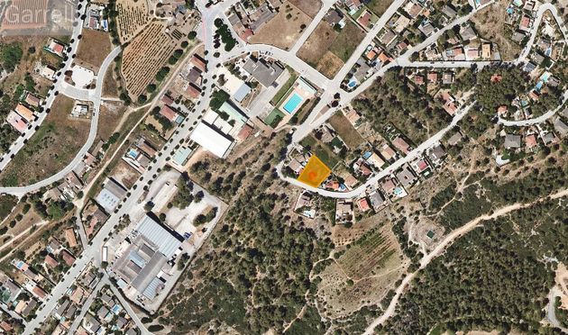 Foto 2 de Venta de terreno en Santa Maria de Miralles de 931 m²
