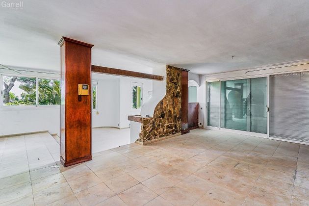 Foto 2 de Casa en venta en Montmar de 7 habitaciones con terraza y piscina
