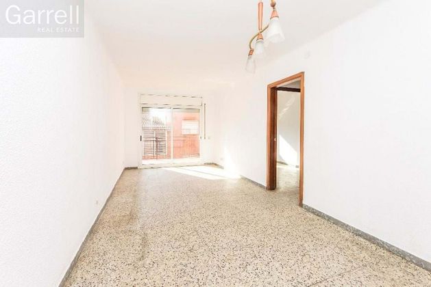 Foto 1 de Venta de piso en Centre - Col.legis Nous - Riera Seca de 4 habitaciones con terraza