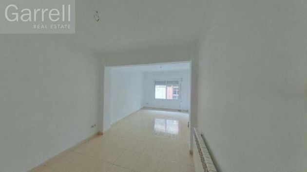 Foto 2 de Piso en venta en Centre - Castellar del Vallès de 3 habitaciones con balcón