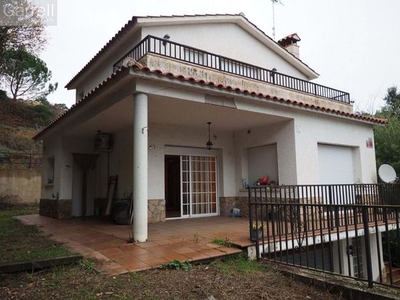 Foto 1 de Xalet en venda a Vallgorguina de 4 habitacions amb terrassa i garatge