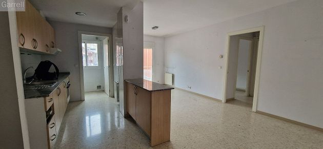 Foto 1 de Pis en venda a Estadi-Horta Vermella-Santa Anna de 2 habitacions amb balcó i calefacció