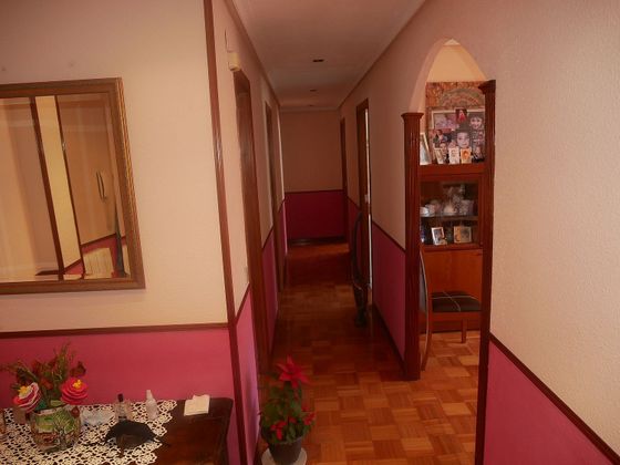 Foto 2 de Piso en venta en Briviesca de 3 habitaciones con terraza y garaje