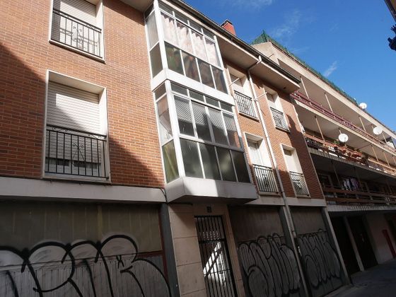 Foto 1 de Piso en venta en Briviesca de 3 habitaciones con garaje y balcón