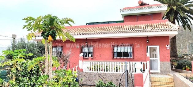 Foto 1 de Chalet en venta en San Isidro de 3 habitaciones con terraza y garaje