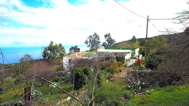 Foto 1 de Casa rural en venda a La Vega-El Amparo-Cueva del Viento de 5 habitacions amb terrassa