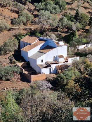 Foto 1 de Casa rural en venda a Pinares de San Antón de 5 habitacions i 460 m²