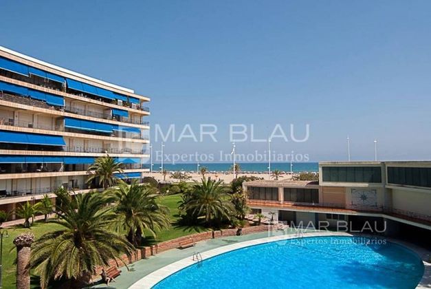 Foto 1 de Pis en venda a Playa de Gandia de 5 habitacions amb terrassa i piscina