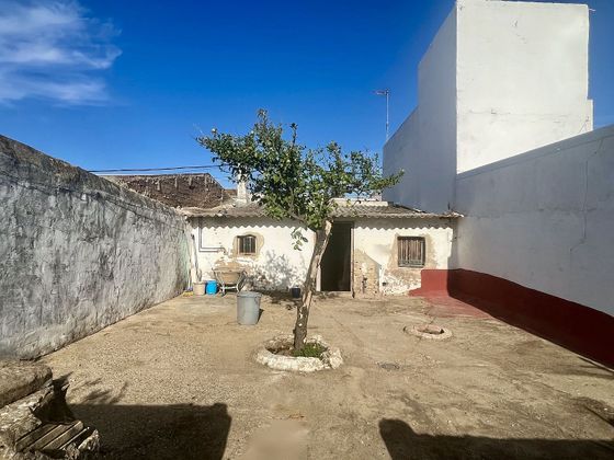 Foto 2 de Venta de casa adosada en Villamanrique de la Condesa de 2 habitaciones y 92 m²