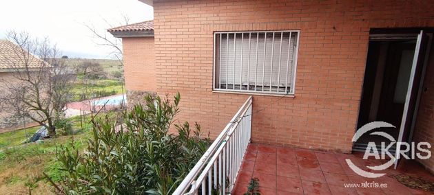Foto 2 de Xalet en venda a Ventas de Retamosa (Las) de 3 habitacions amb garatge i jardí